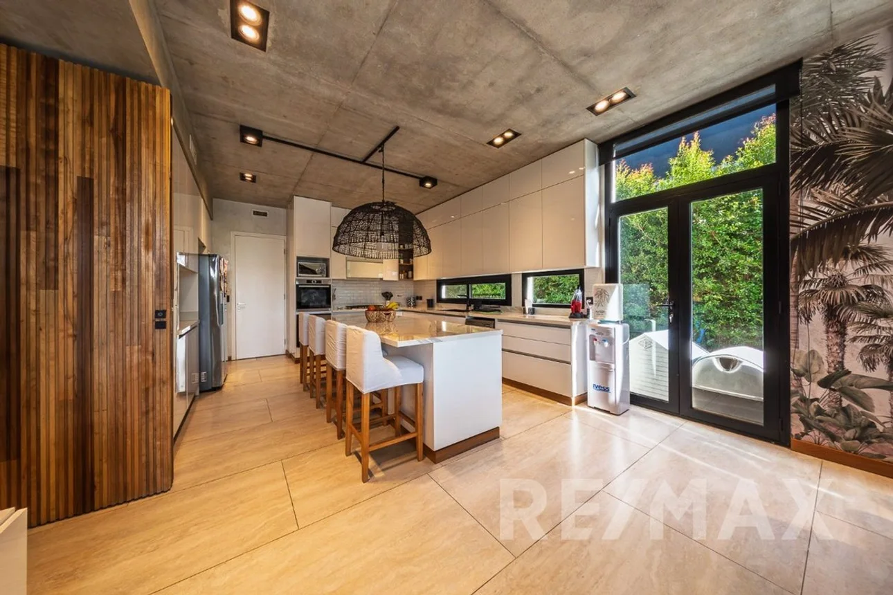 Casa de 9 ambientes en venta en Nordelta, Av. de la Ribera 500, foto 5
