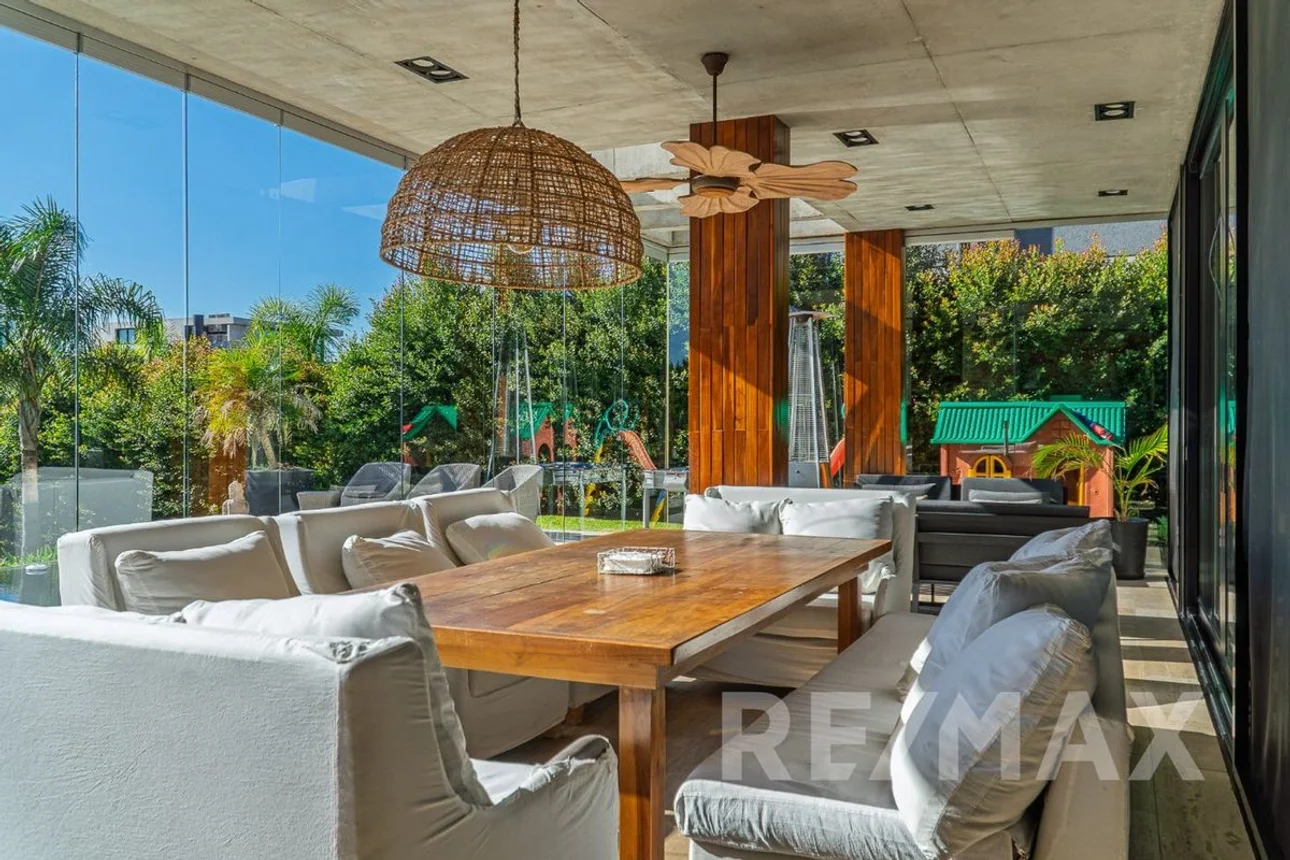 Casa de 9 ambientes en venta en Nordelta, Av. de la Ribera 500, foto 3
