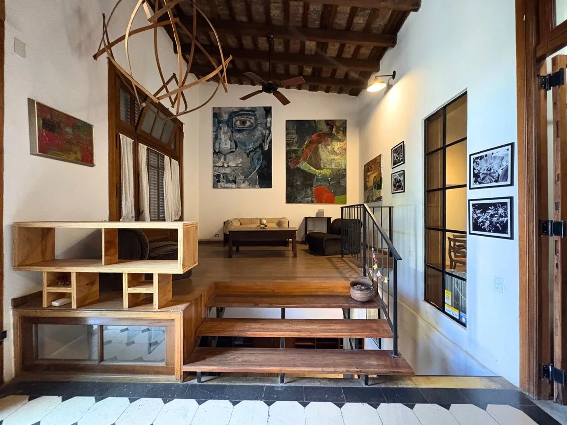 Casa tríplex en venta en Colegiales