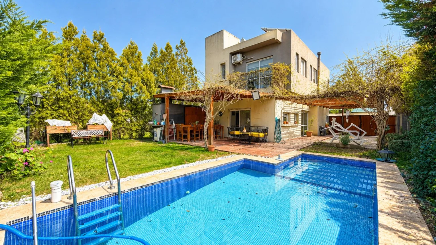 Casa de 4 ambientes en venta en Ezeiza, Presidente Néstor Kirchner 11300, foto 2