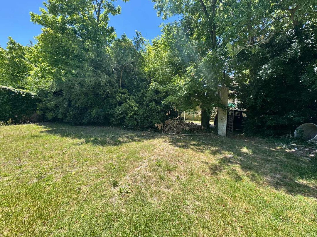 LOTE EN VENTA GONNET ENTRE CAMINOS