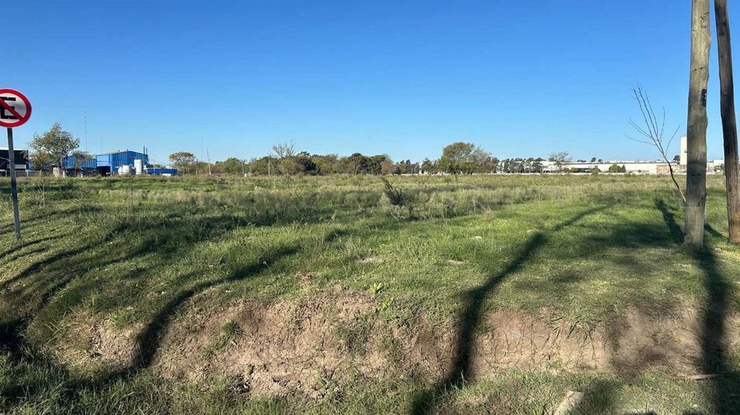 TERRENO INDUSTRIAL VENTA PARQUE INDUSTRIAL BURZACO