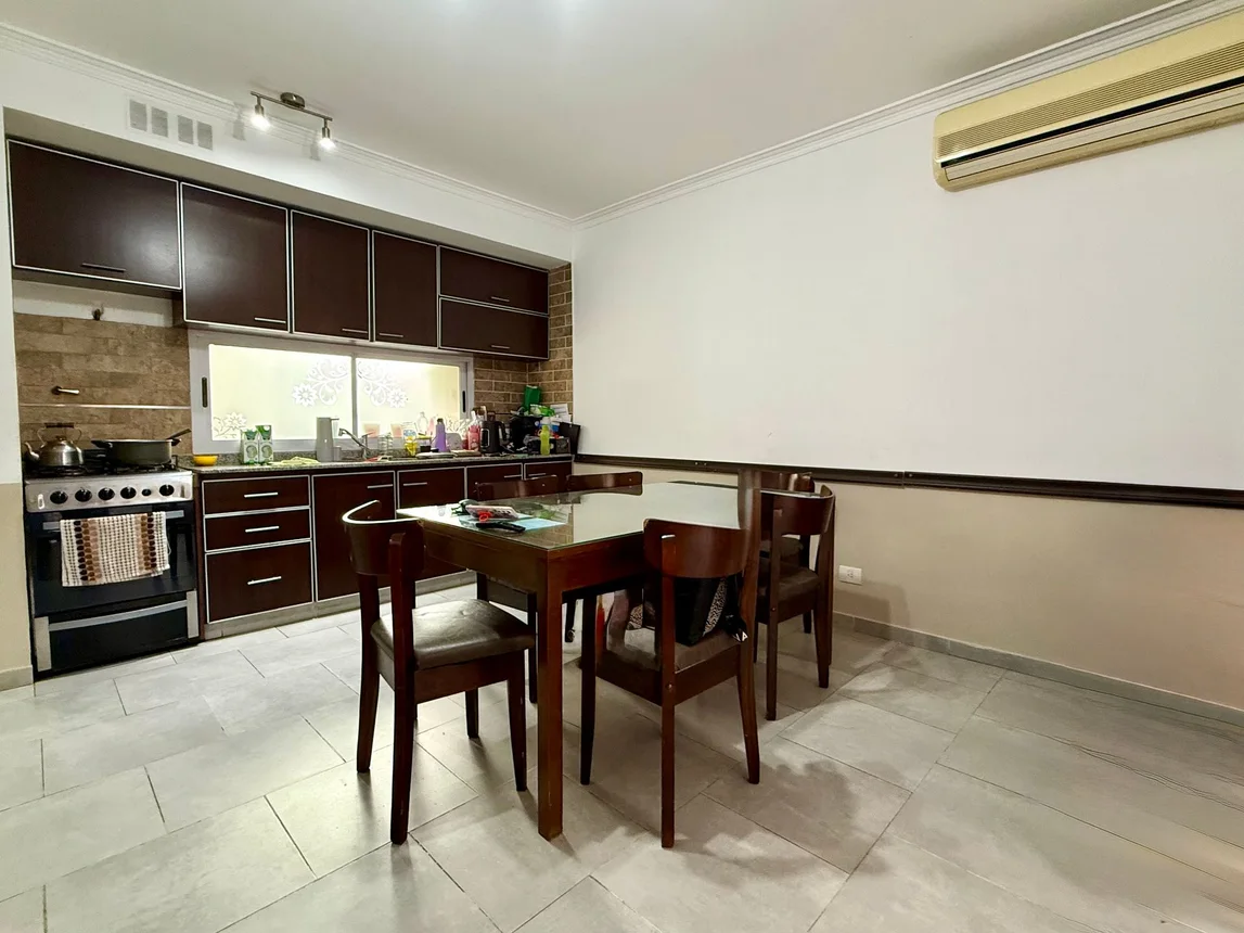 Departamento de 3 ambientes en venta en Lomas del Mirador, Cavia 0, foto 2