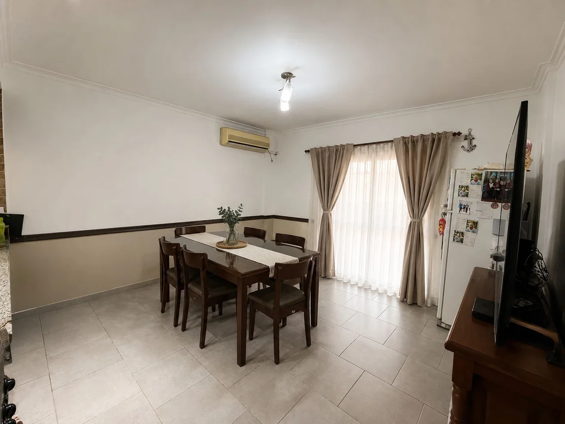 Departamento de 3 ambientes en venta en Lomas del Mirador, Cavia 0, foto 3