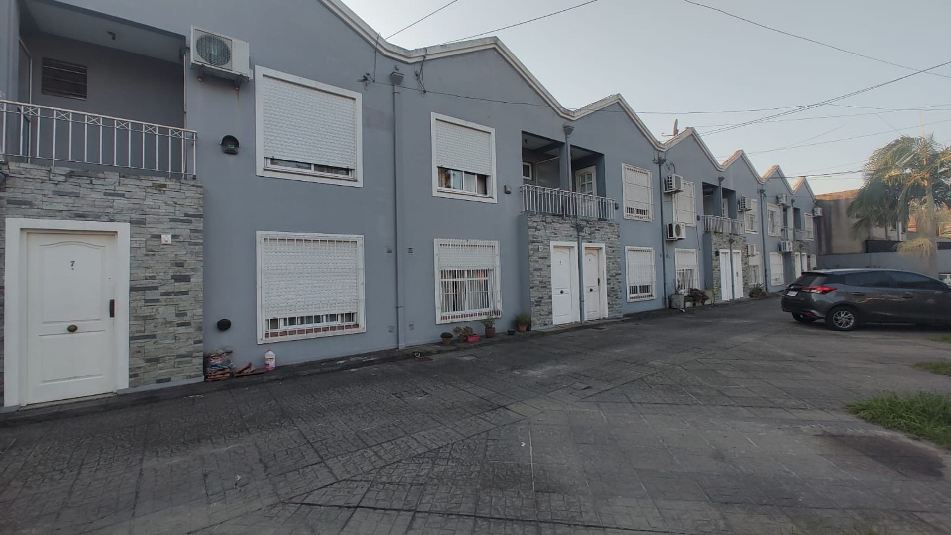 Foto 15 — VENTA DEPTO DUPLEX 4 AMB  PATIO COCHERA QUILMES