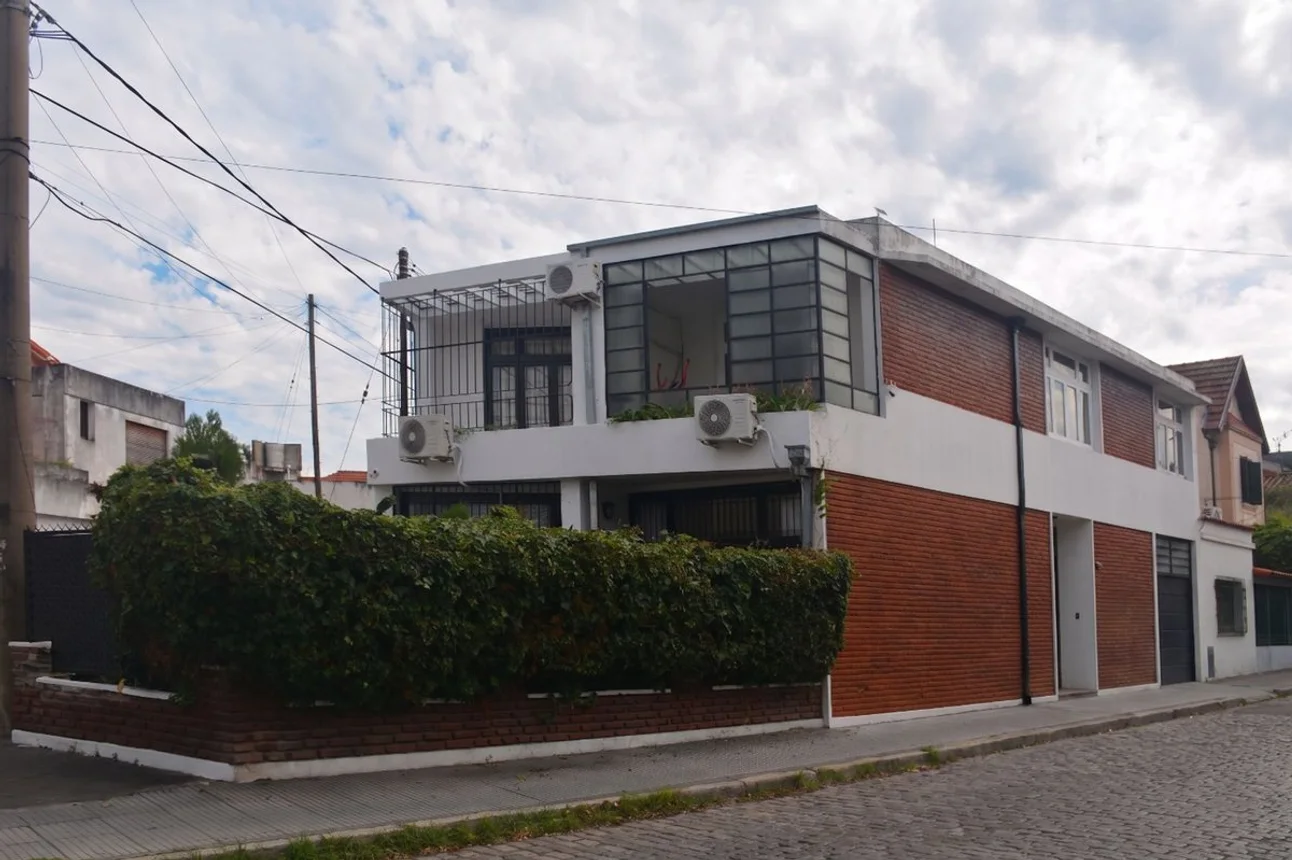 Casa de 4 ambientes en venta en Villa Sarmiento, Julián Portela 700