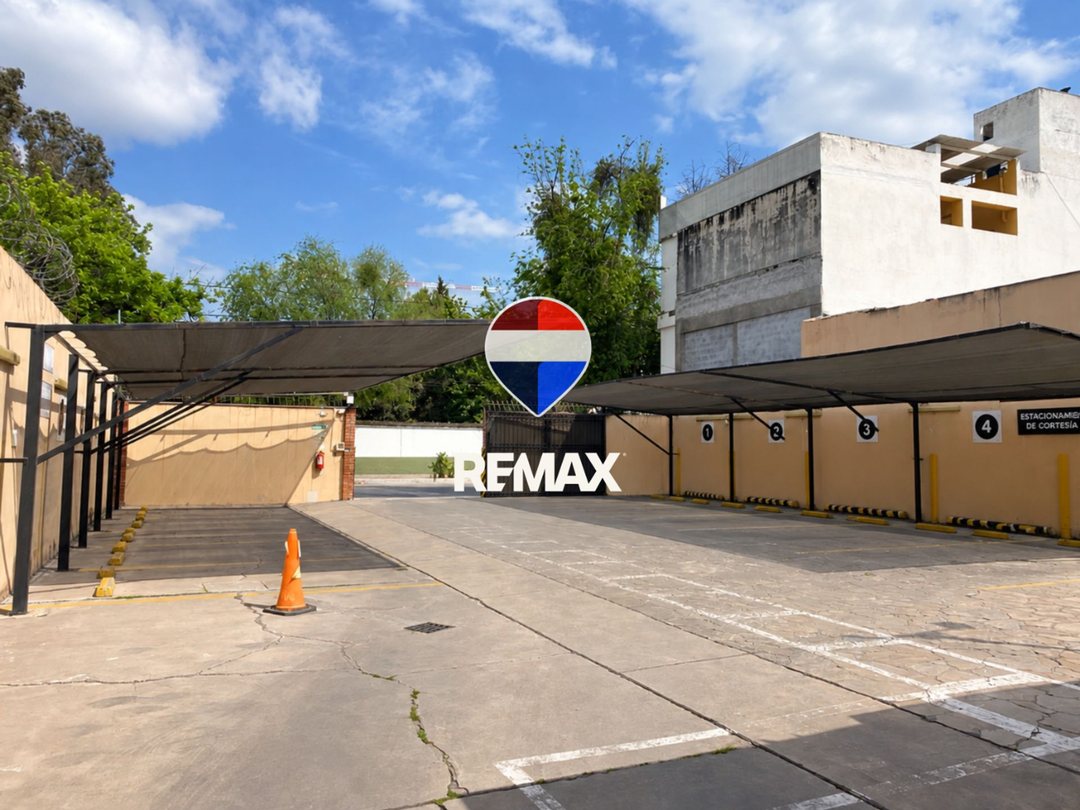 Venta terreno estacionamiento galpón Macrocentro