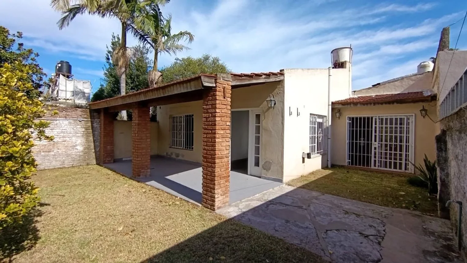 PH en venta en Castelar, España 2100