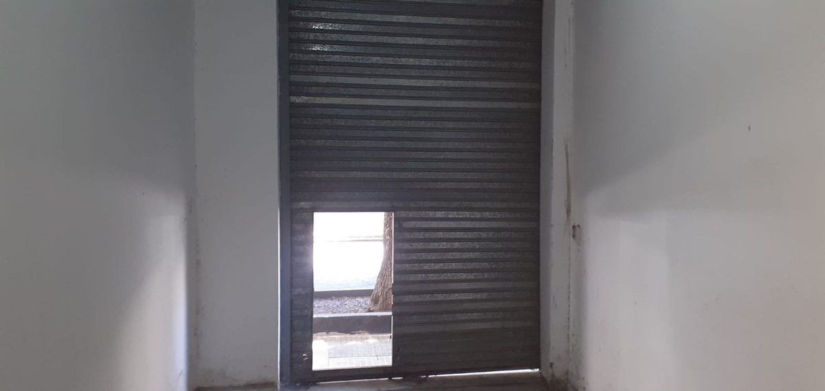 Foto 2 — LOCAL/ DEPOSITO EN VENTA, AVELLANEDA CENTRO