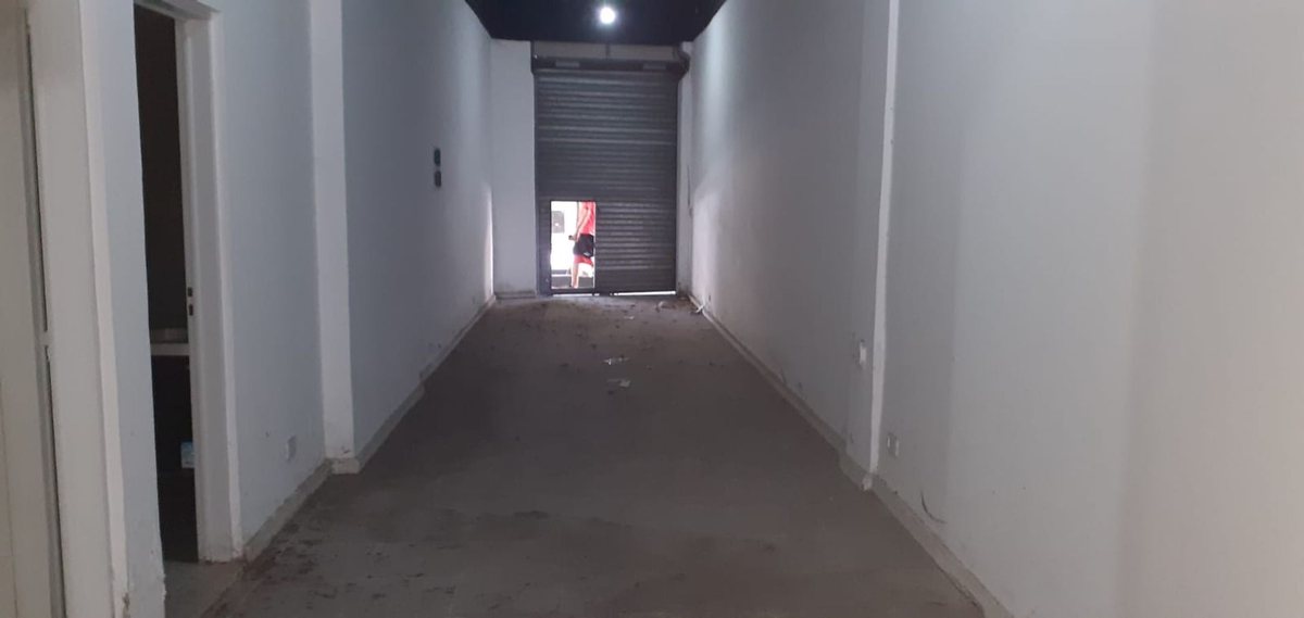 Foto 4 — LOCAL/ DEPOSITO EN VENTA, AVELLANEDA CENTRO