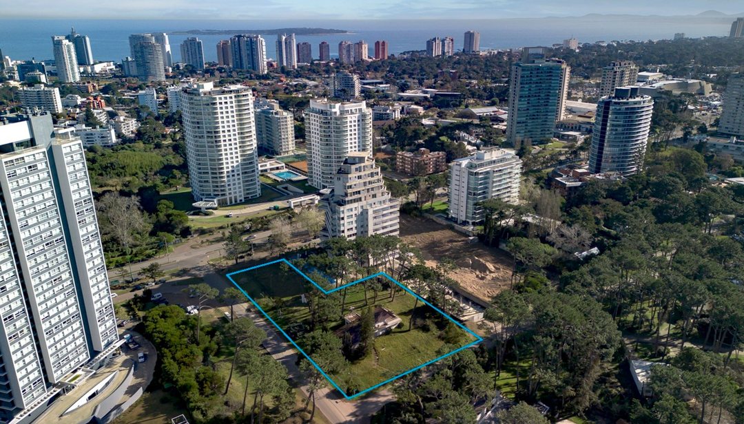 TERRENO EN ROOSEVELT APTO PARA CONSTRUIR EDIFICIO