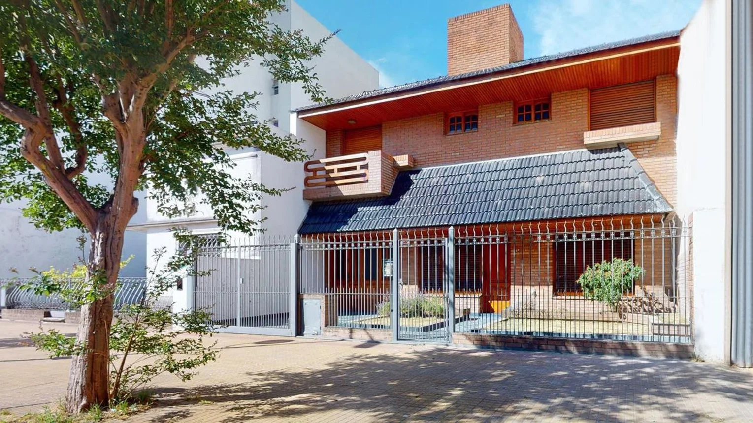 Casa en venta en La Plata, foto 2
