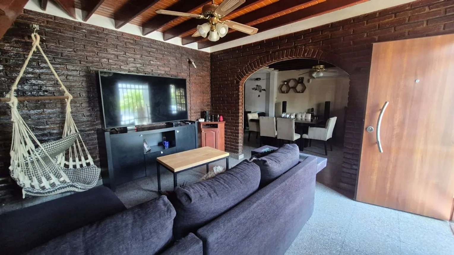 Casa de 4 ambientes en venta en Lanús Oeste, Aristóbulo del Valle 1700, foto 2