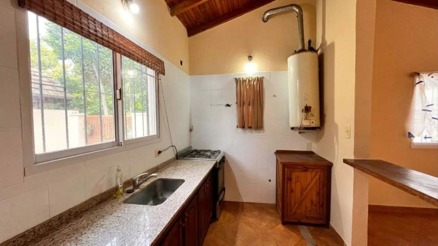 Casa de 3 ambientes en venta en Manuel Alberti, Brasil 4900, foto 3