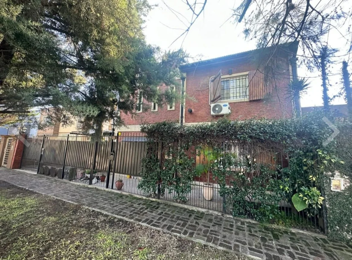 Casa en venta en Ituzaingó, foto 2