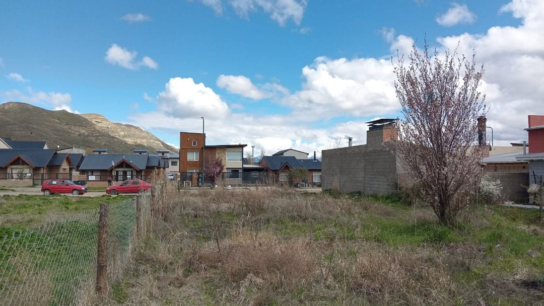 Terreno en Esquel con Servicios 468 m2.