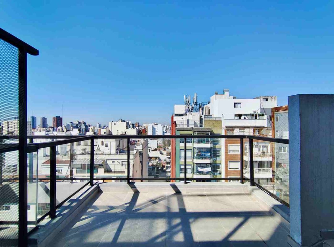 VENTA MONOAMBIENTE BALCON TERRAZA LUZ SUM LAUNDRY