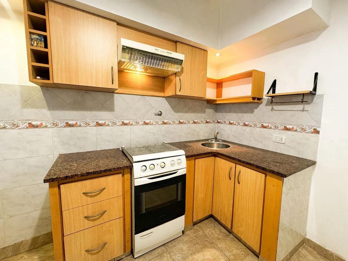 PH de 4 ambientes en venta en San Justo, Venezuela 3200