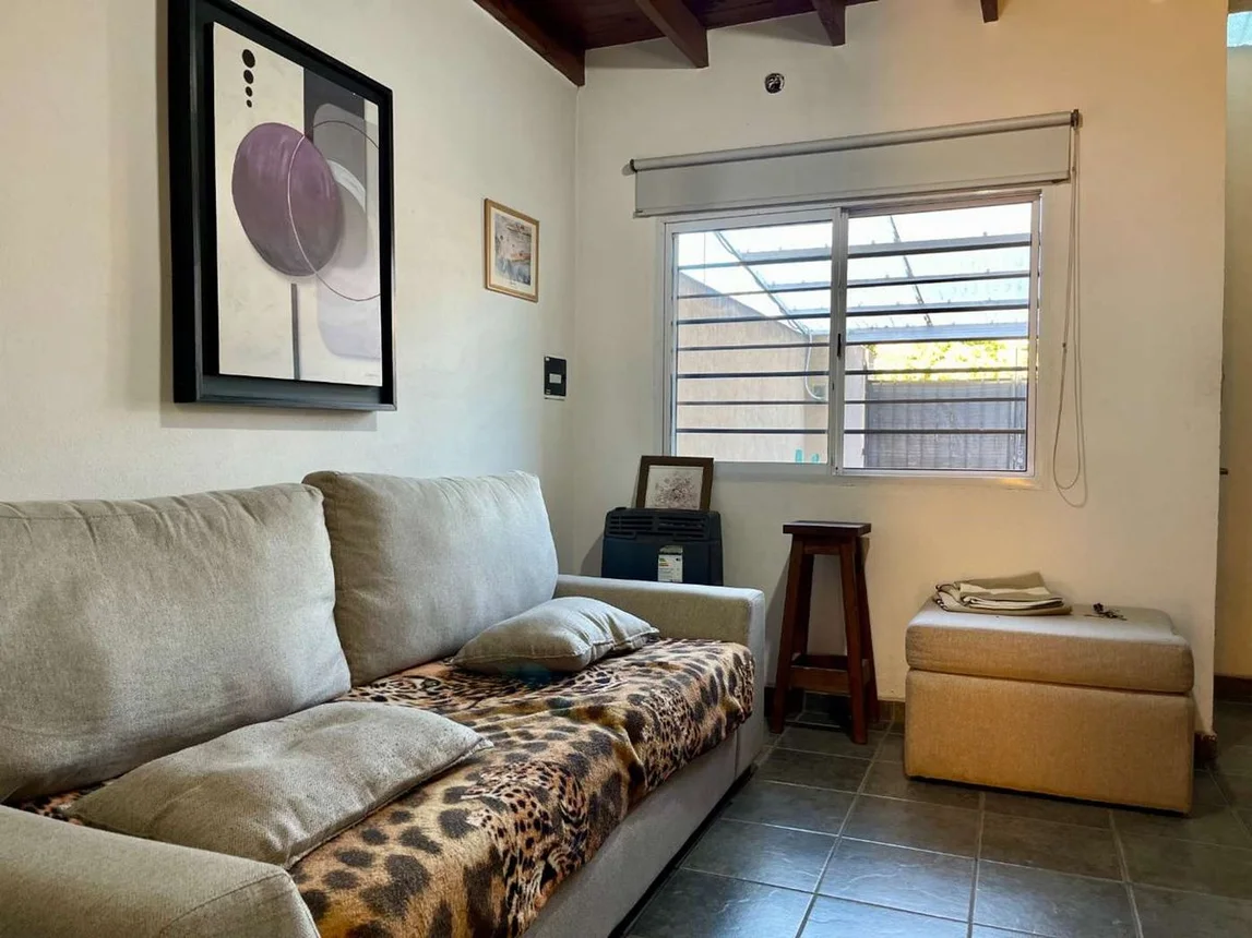 Casa dúplex en venta en La Plata, foto 2