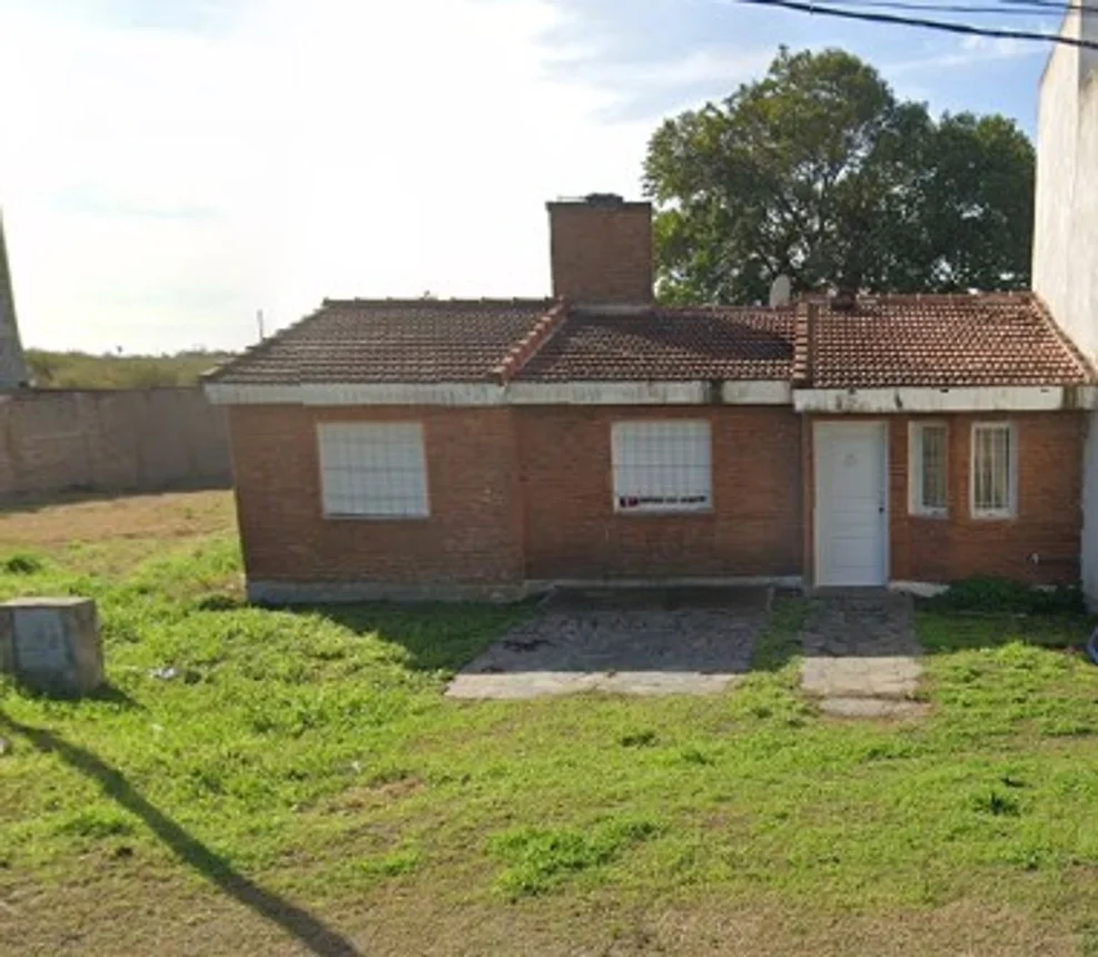 Casa de 5 ambientes en venta en Paraná, Calle Crisólogo Larralde 1100