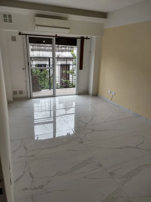 Departamento de 3 ambientes en alquiler en San Cristóbal, Rincón 1100