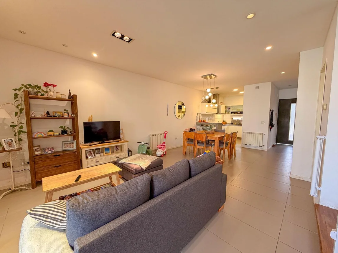 Casa dúplex de 4 ambientes en venta en Rosario, Doctor Pedro José Agrelo 900, foto 2