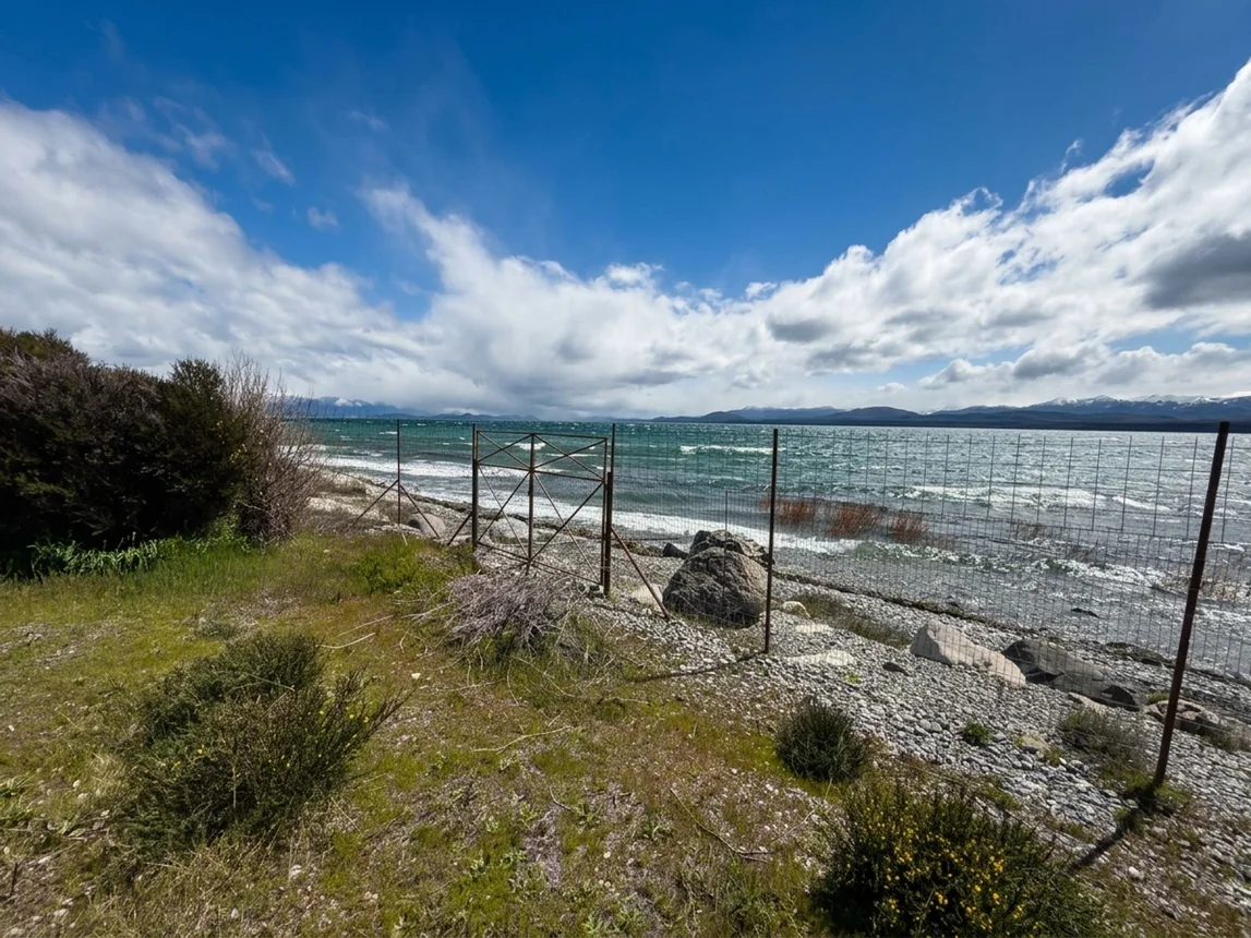 Casa de 5 ambientes en venta en San Carlos de Bariloche, Modesta Victoria 6000, foto 2