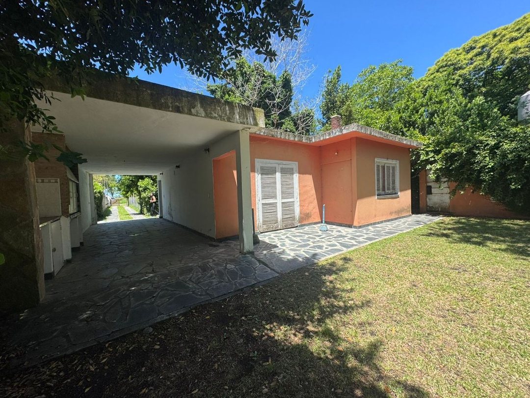 VENTA CASA 3 AMBIENTES SAN EDUARDO DE CHAPADMALAL