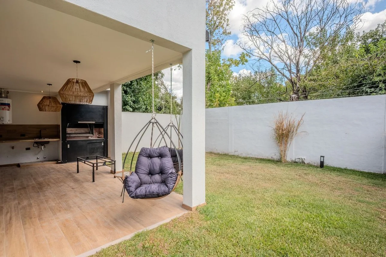 PH de 4 ambientes en venta en Ituzaingó, Santos Vega 2100, foto 2