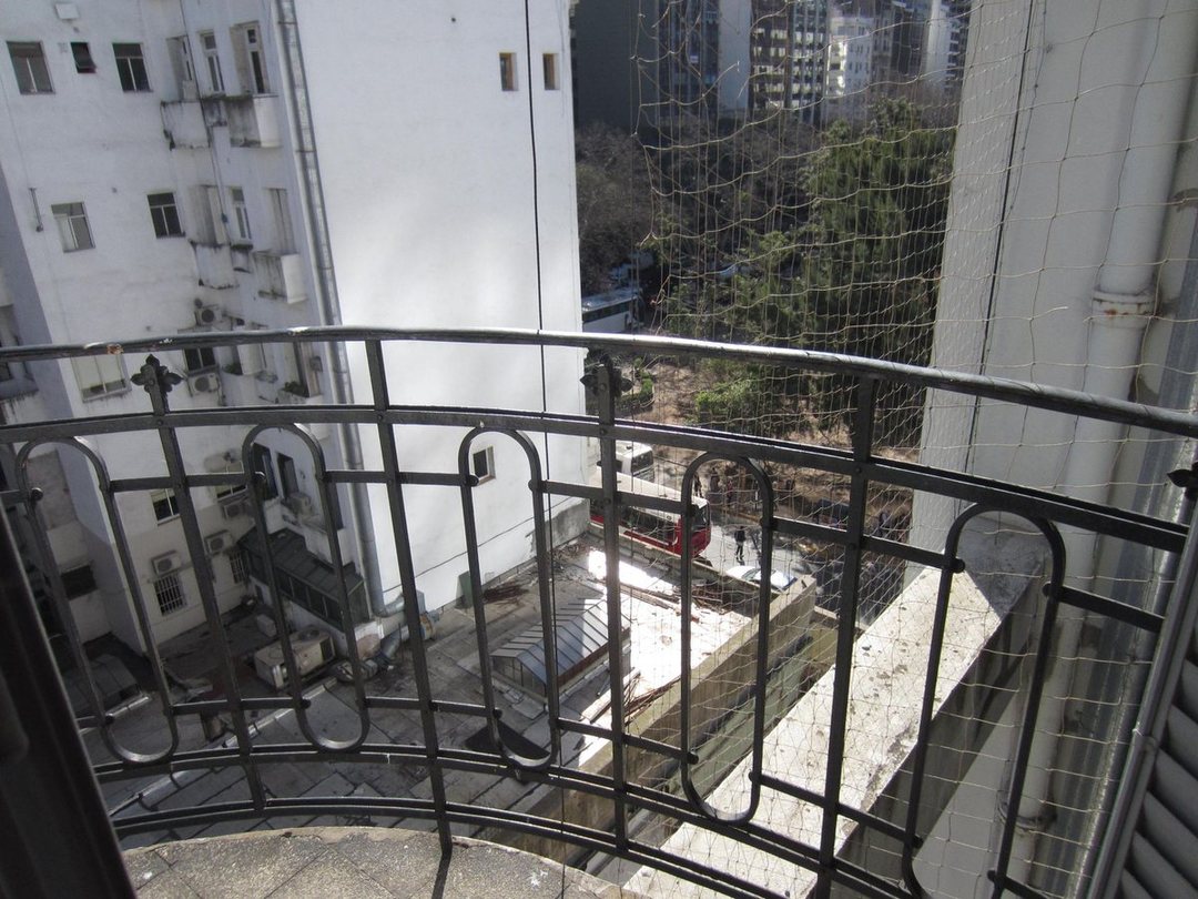 VENTA 4 AMB RETIRO  LUMINOSO APTO PROF BALCON