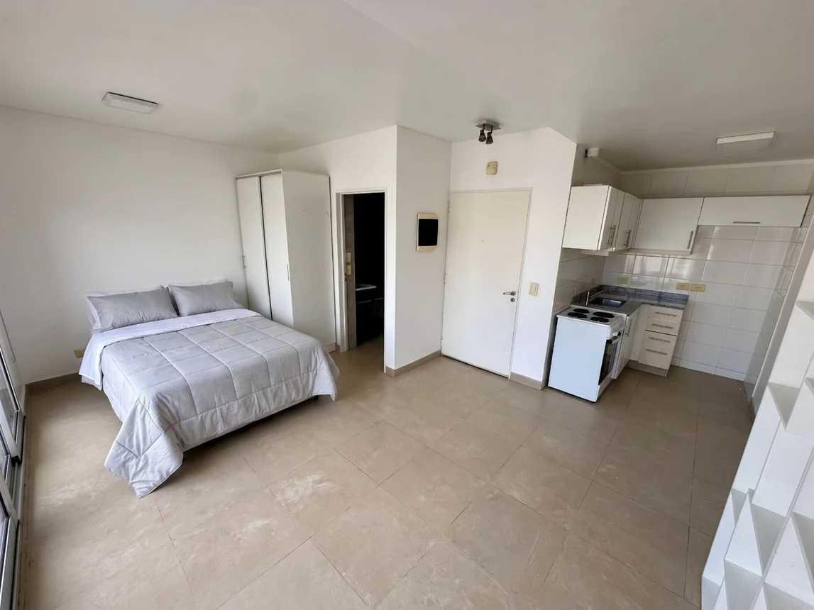 Monoambiente en venta en Balvanera