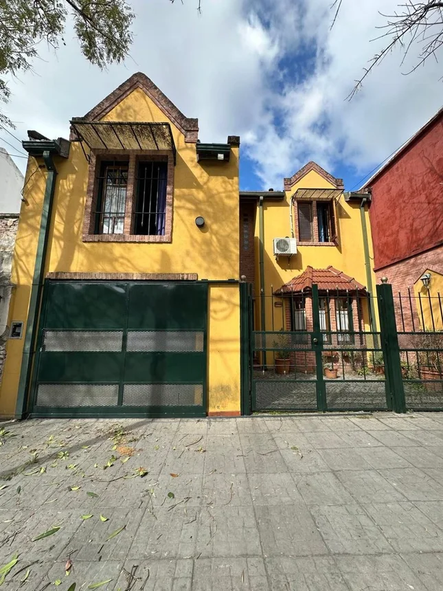Casa dúplex en venta en Villa Riachuelo, General Fructuoso Rivera 6700
