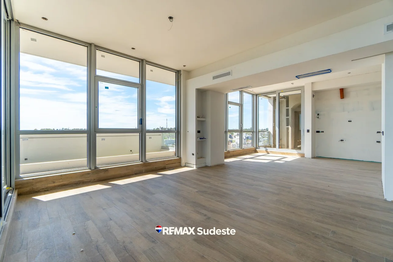 Semipiso de 4 ambientes en venta en Bahía Blanca, Sarmiento 1300, foto 2