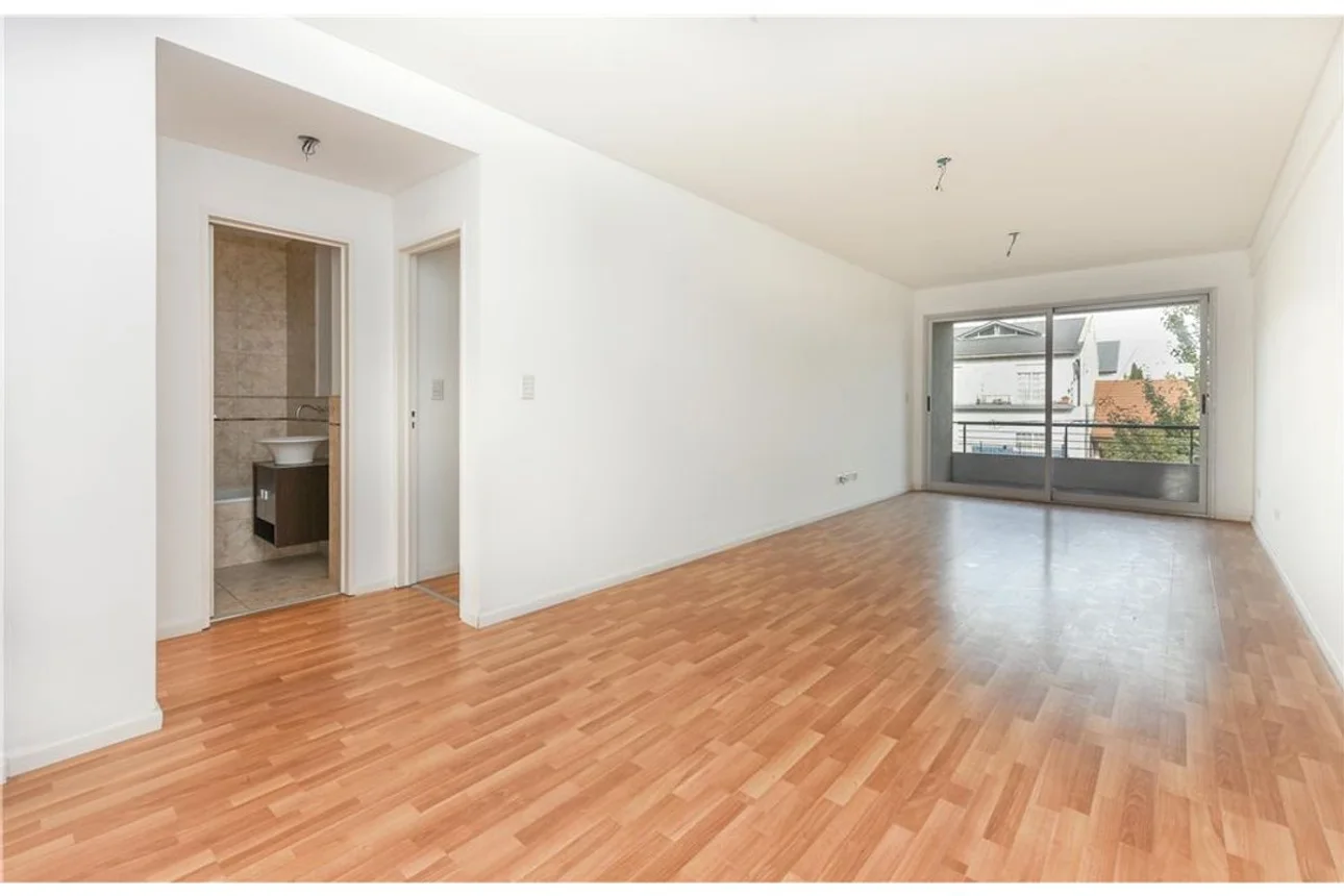 Departamento de 3 ambientes en venta en Bernal Este, Lebenshon 100, foto 2