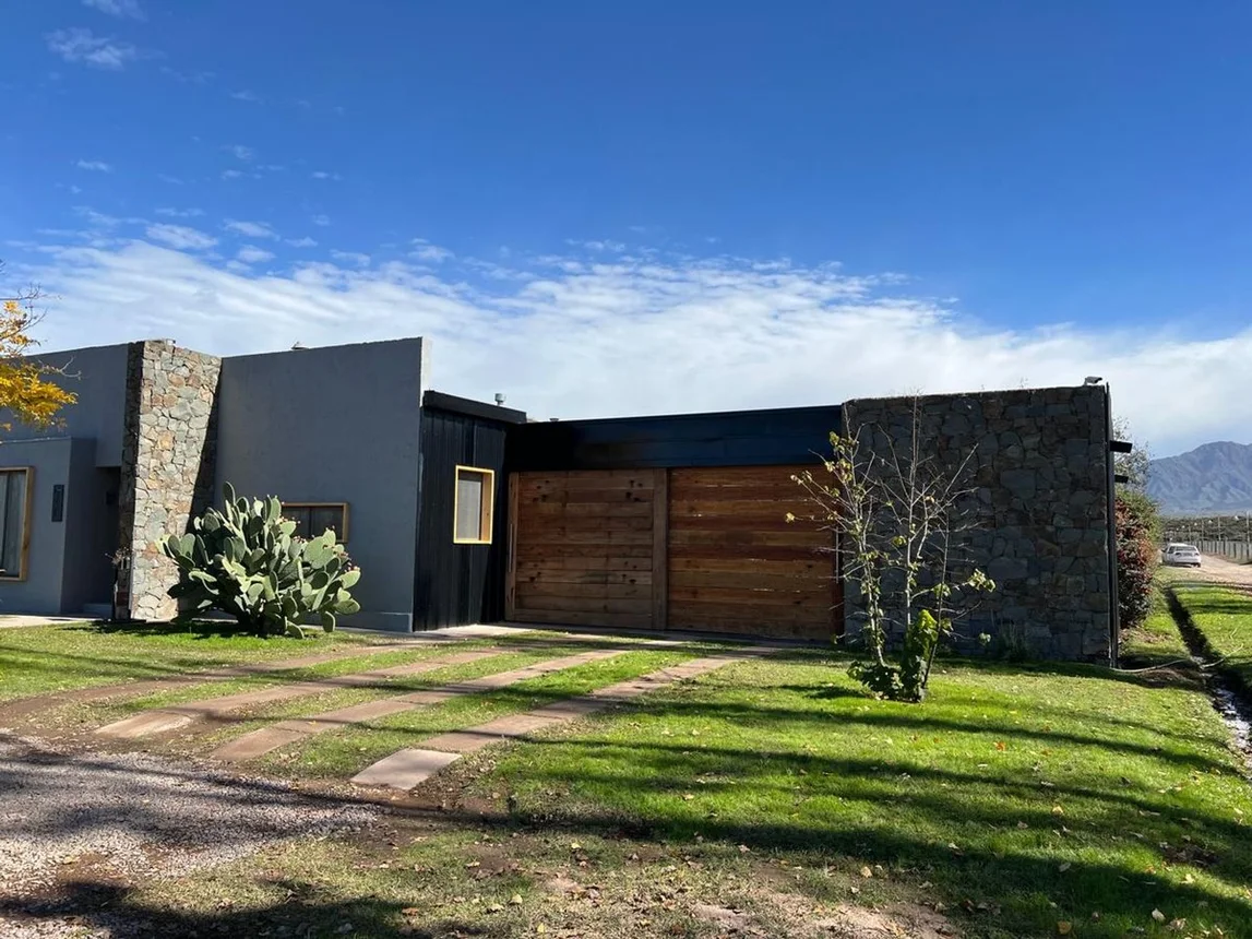 Se vende casa en lujan de cuyo, mendoza, foto 3