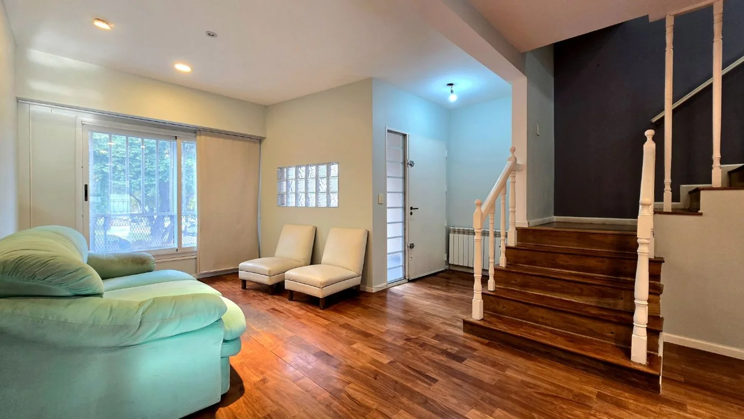 Casa dúplex de 4 ambientes en venta en Monte Castro, Allende 2300