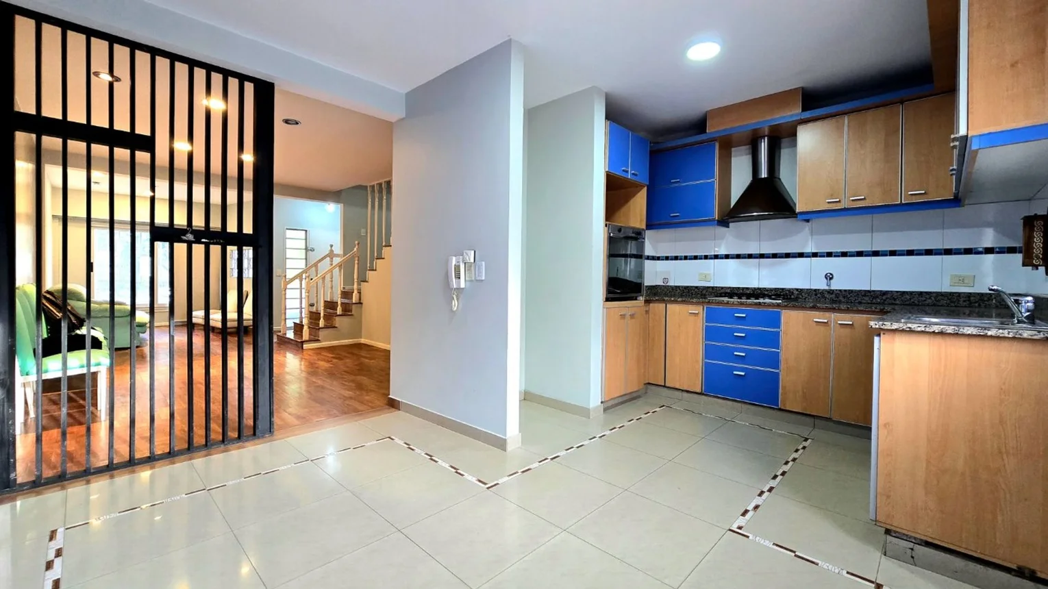 Casa dúplex de 4 ambientes en venta en Monte Castro, Allende 2300, foto 3