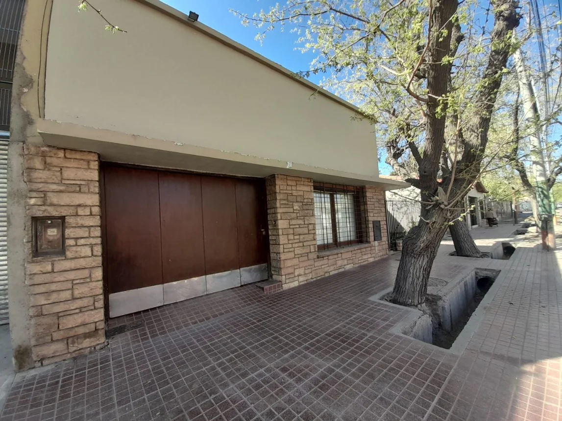 Casa en venta en Guaymallén, foto 3