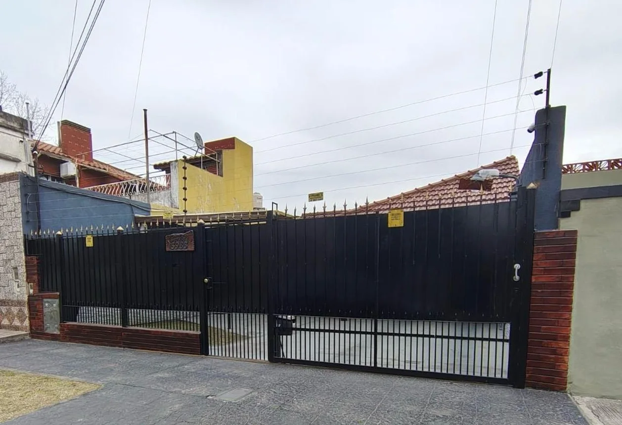 Casa en venta en Monte Chingolo, Coronel Burelas 3900
