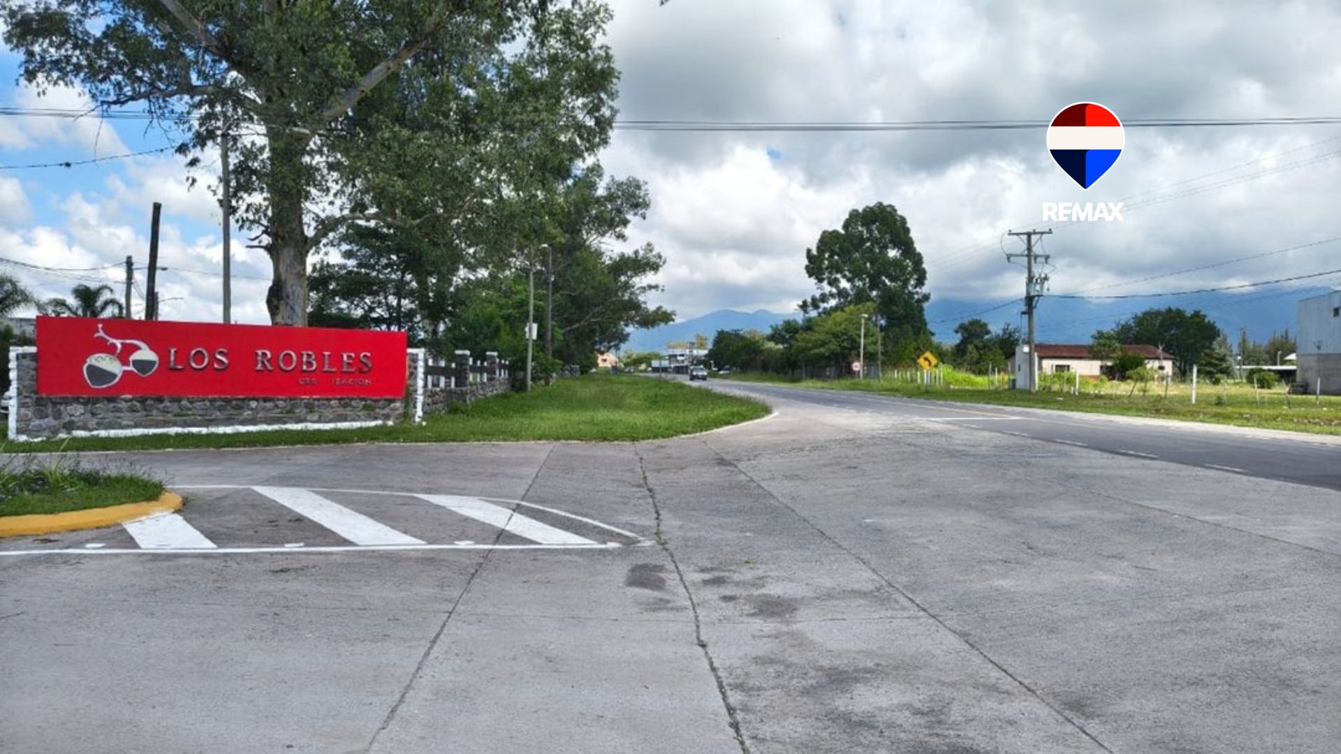 TERRENO VENTA B° LOS ROBLES LA MERCED DEL ENCON - foto 1
