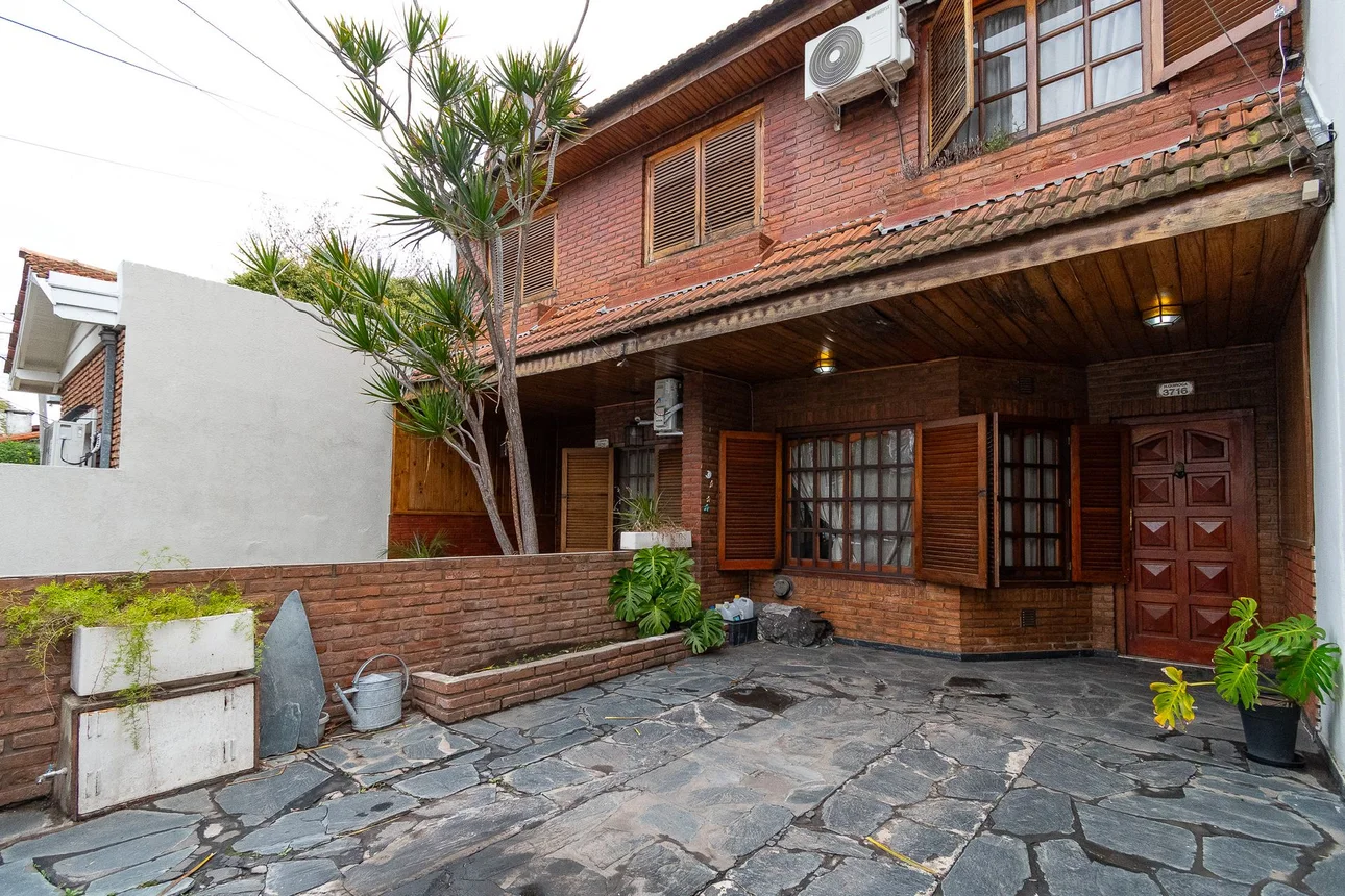 Casa dúplex en venta en Carapachay, Horacio Quiroga 3700