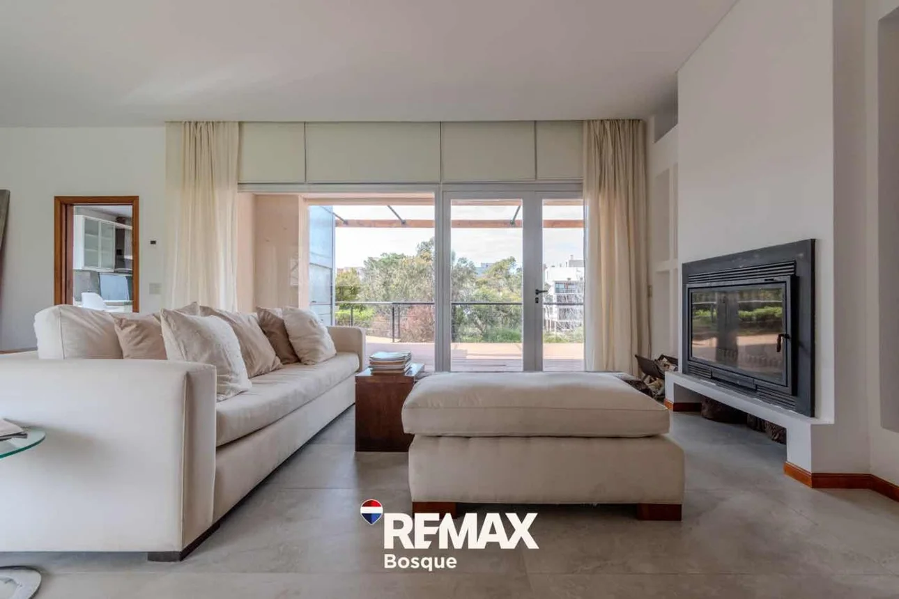 Casa en venta en Pinamar, foto 4