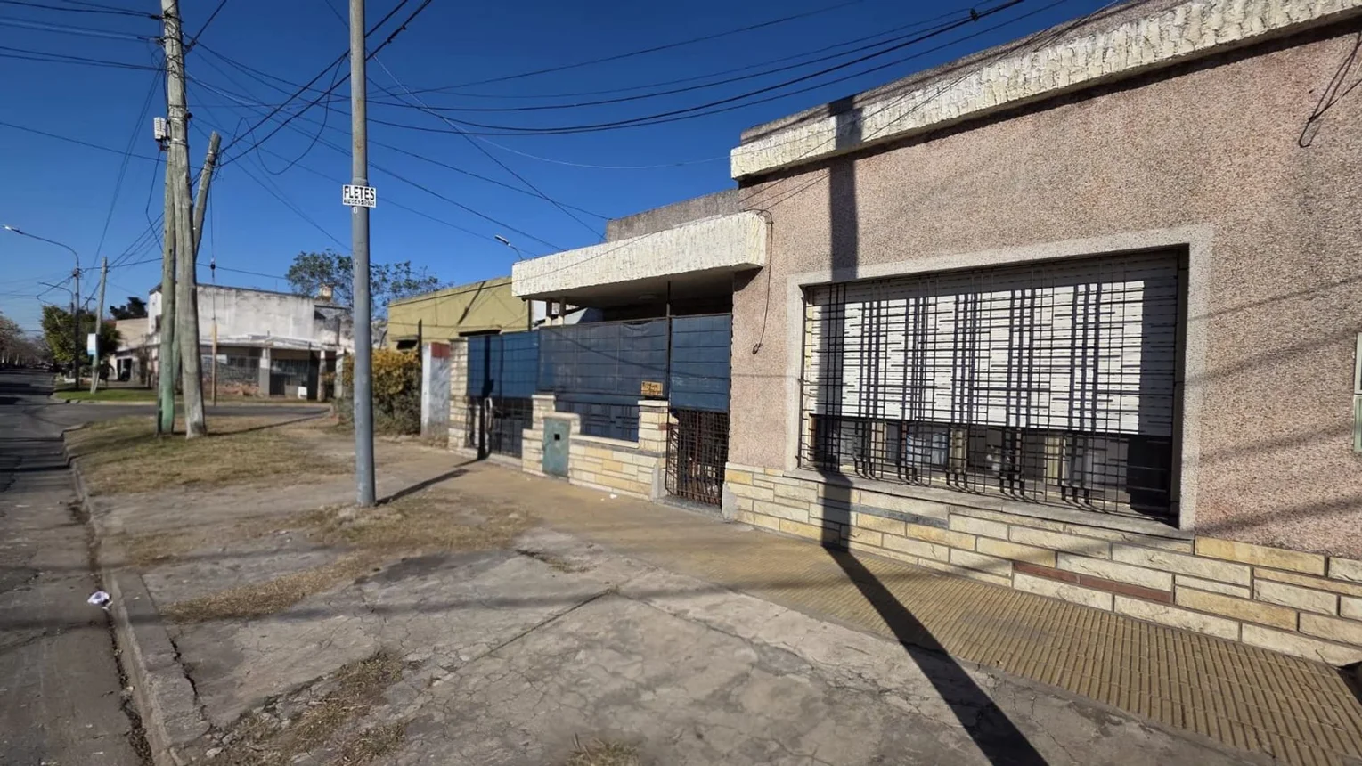 PH de 3 ambientes en venta en Villa Tesei, Roberto Prack 900