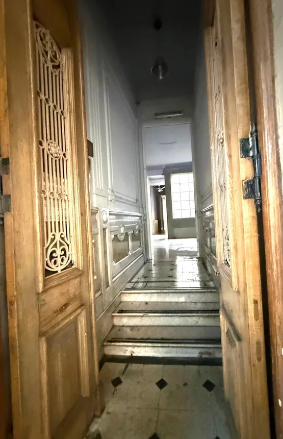 Casa de 13 ambientes en alquiler en Godoy Cruz, Avenida San Martín 1400, foto 2
