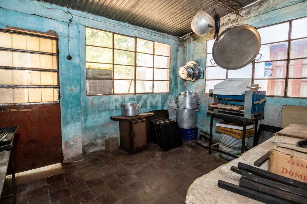 CASA 5 DORMITORIOS VENTA ZONA MACROCENTRO - foto 10