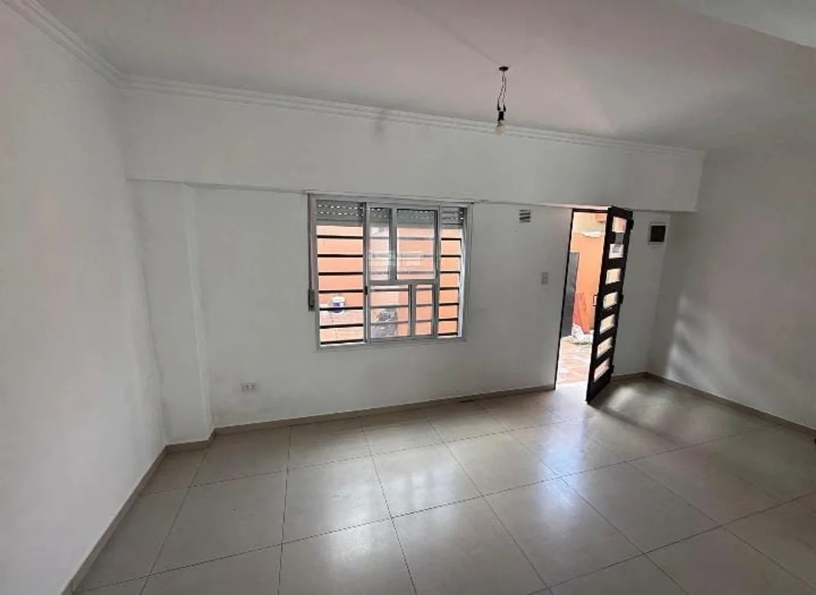 PH de 3 ambientes en venta en La Tablada, Mariano Moreno 4900, foto 2