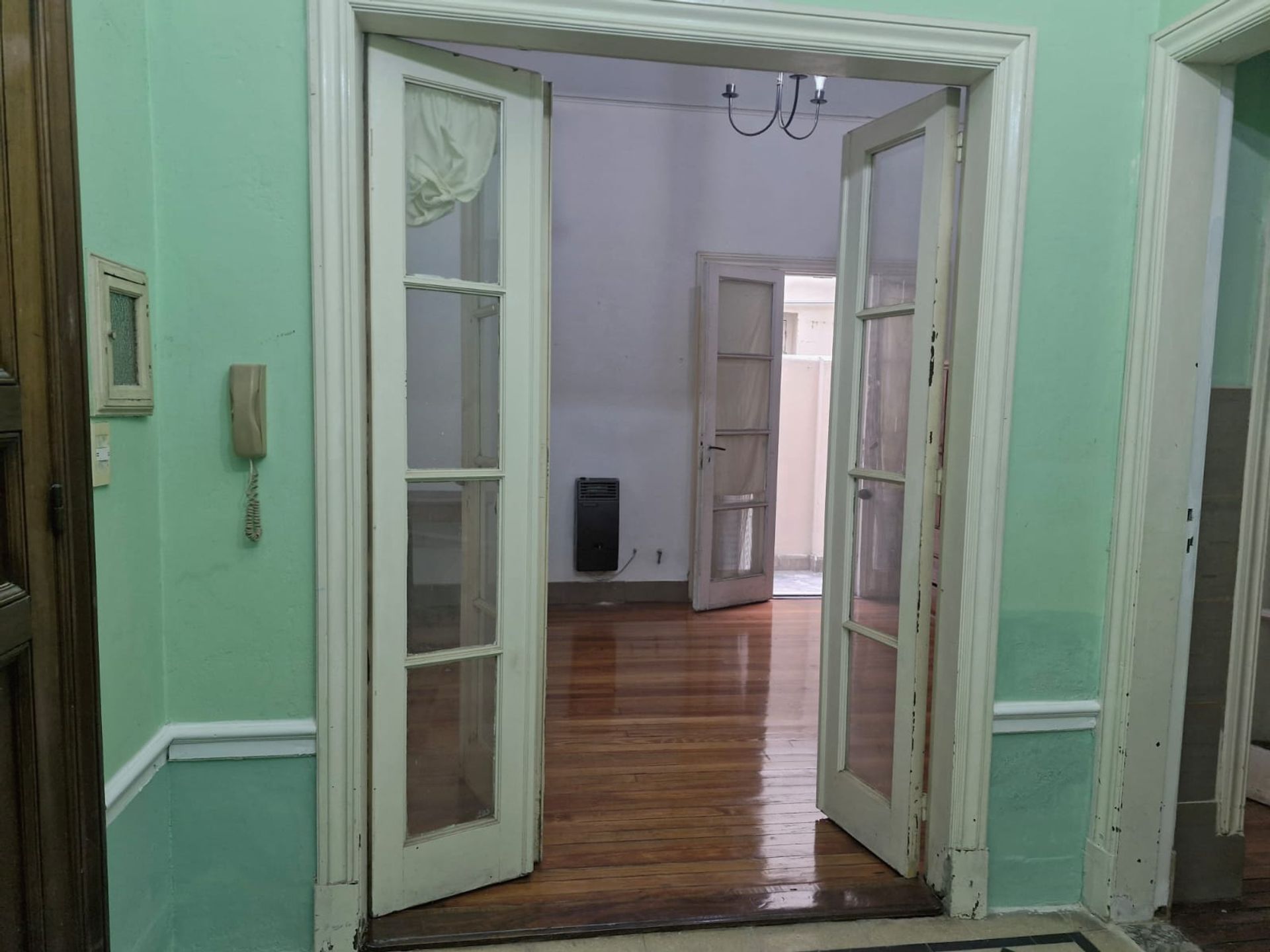 Foto 5 — VENTA 4 AMB MONSERRAT RECICLADO APTO CREDITO