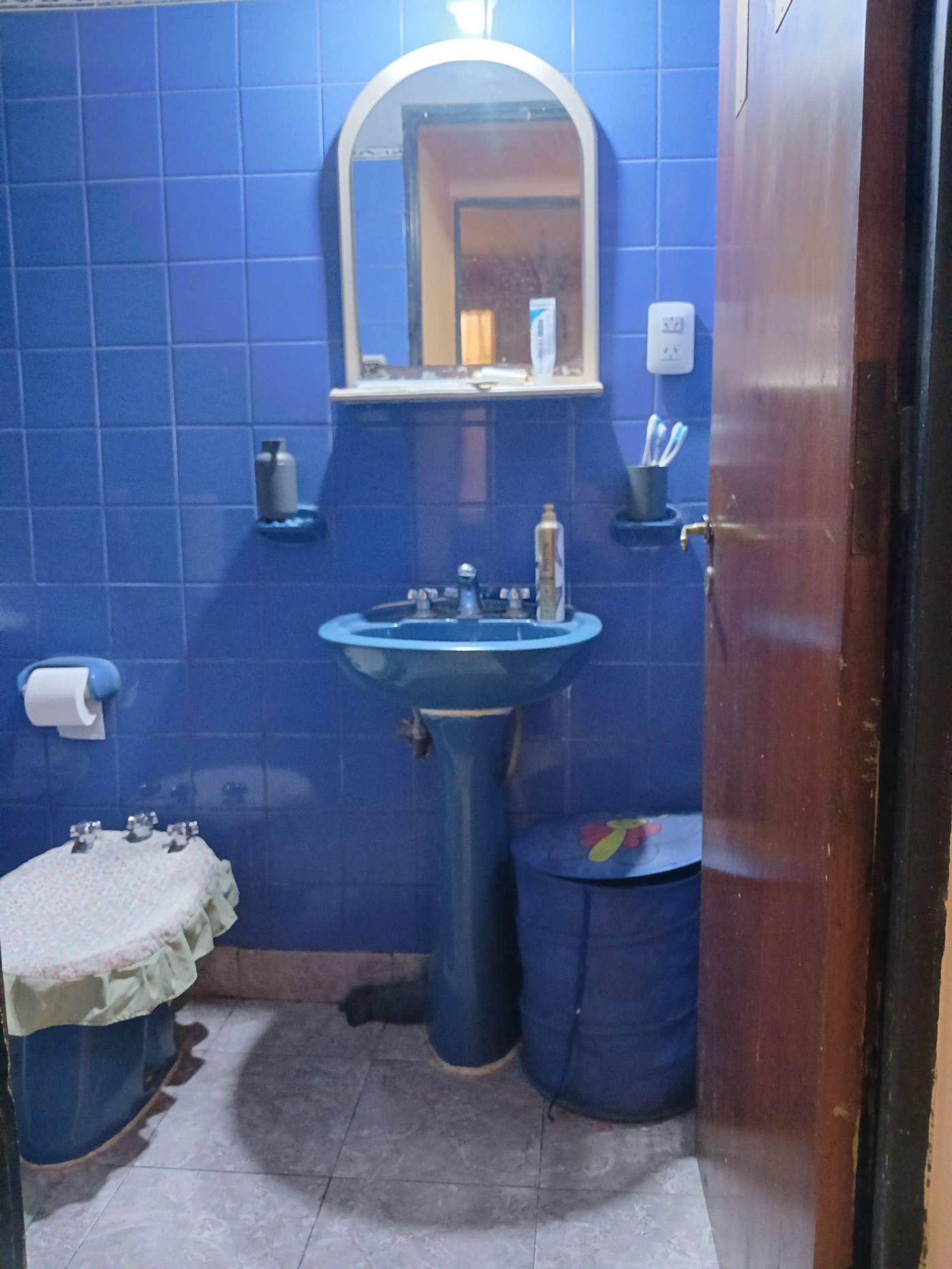 CASA VENTA B° ARENALES ZONA SUR 3 DORMITORIOS - foto 15