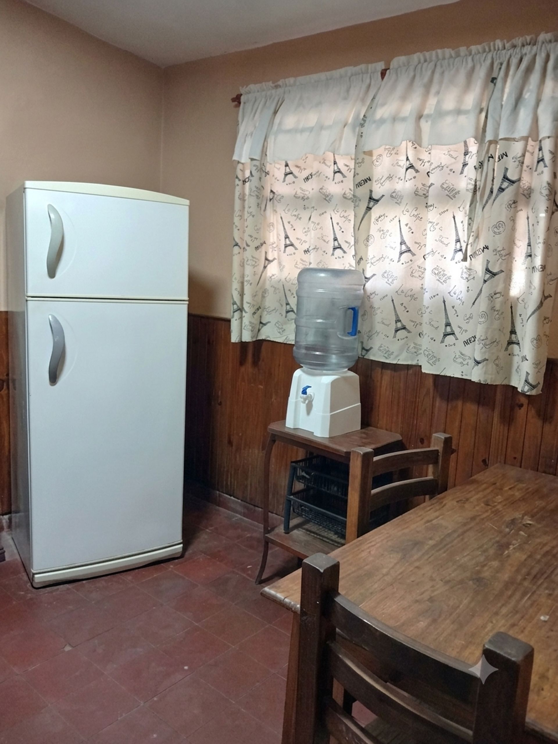 CASA VENTA B° ARENALES ZONA SUR 3 DORMITORIOS - foto 5
