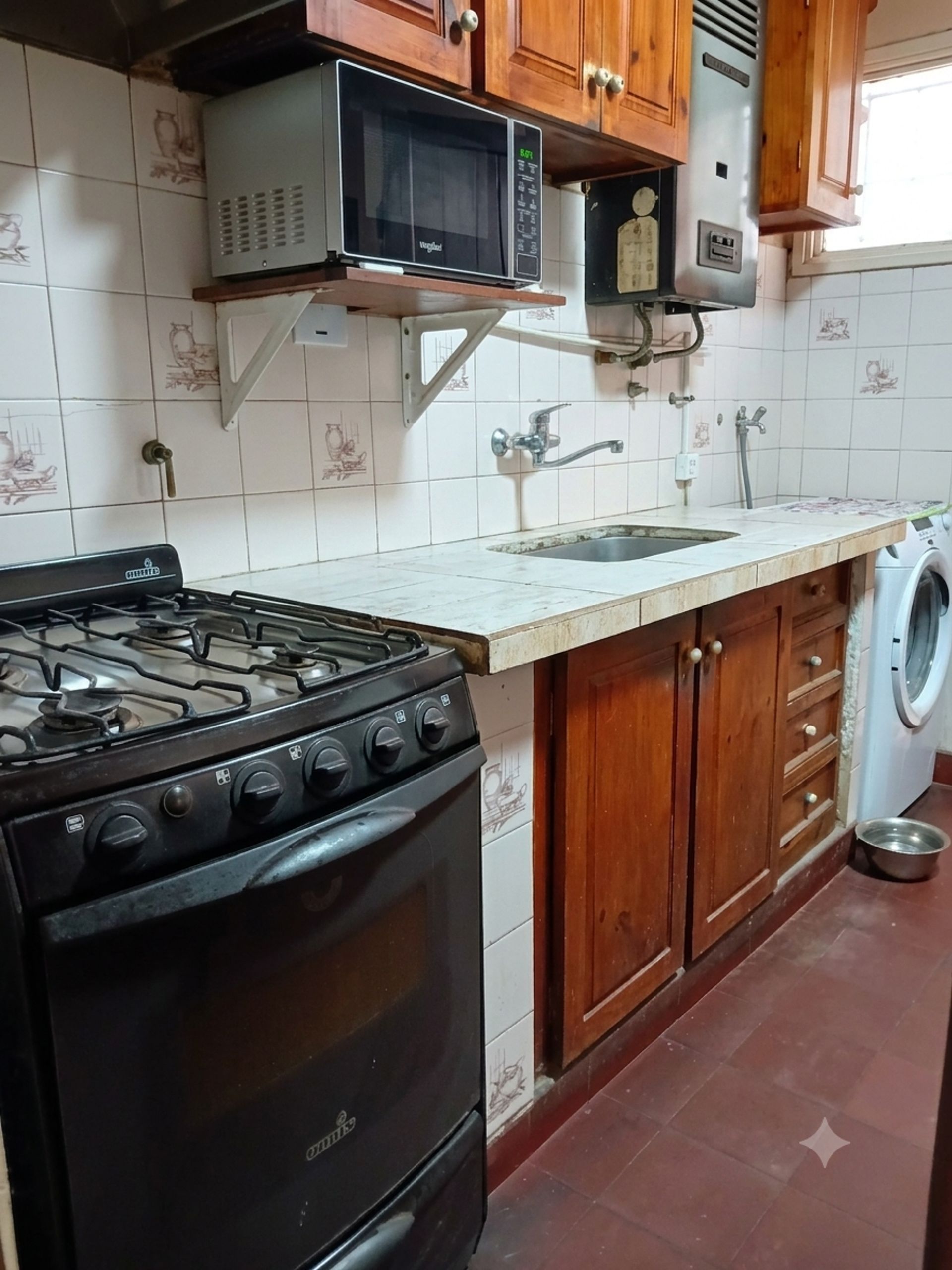 CASA VENTA B° ARENALES ZONA SUR 3 DORMITORIOS - foto 4